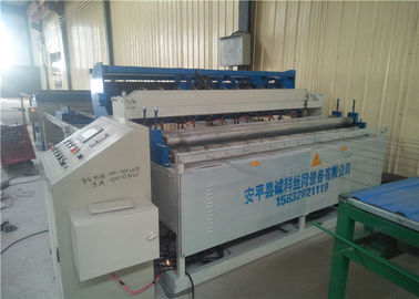 China De dierlijke Kooi Gelaste Machine van het Draadnetwerk, Vaste het Netwerkmachine van het LassenKippegaas leverancier