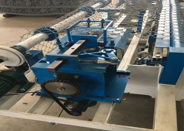 Hoge snelheids Automatische Keten de Machine Stabiele Prestaties Met geringe geluidssterkte van de Verbindingsomheining leverancier